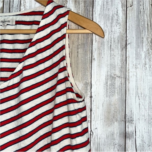 Madewell Chevron Navy & Red Crop Tank - Picture 3 of 5